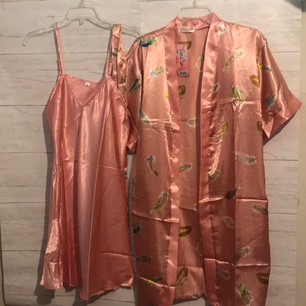 Nines robe outfit